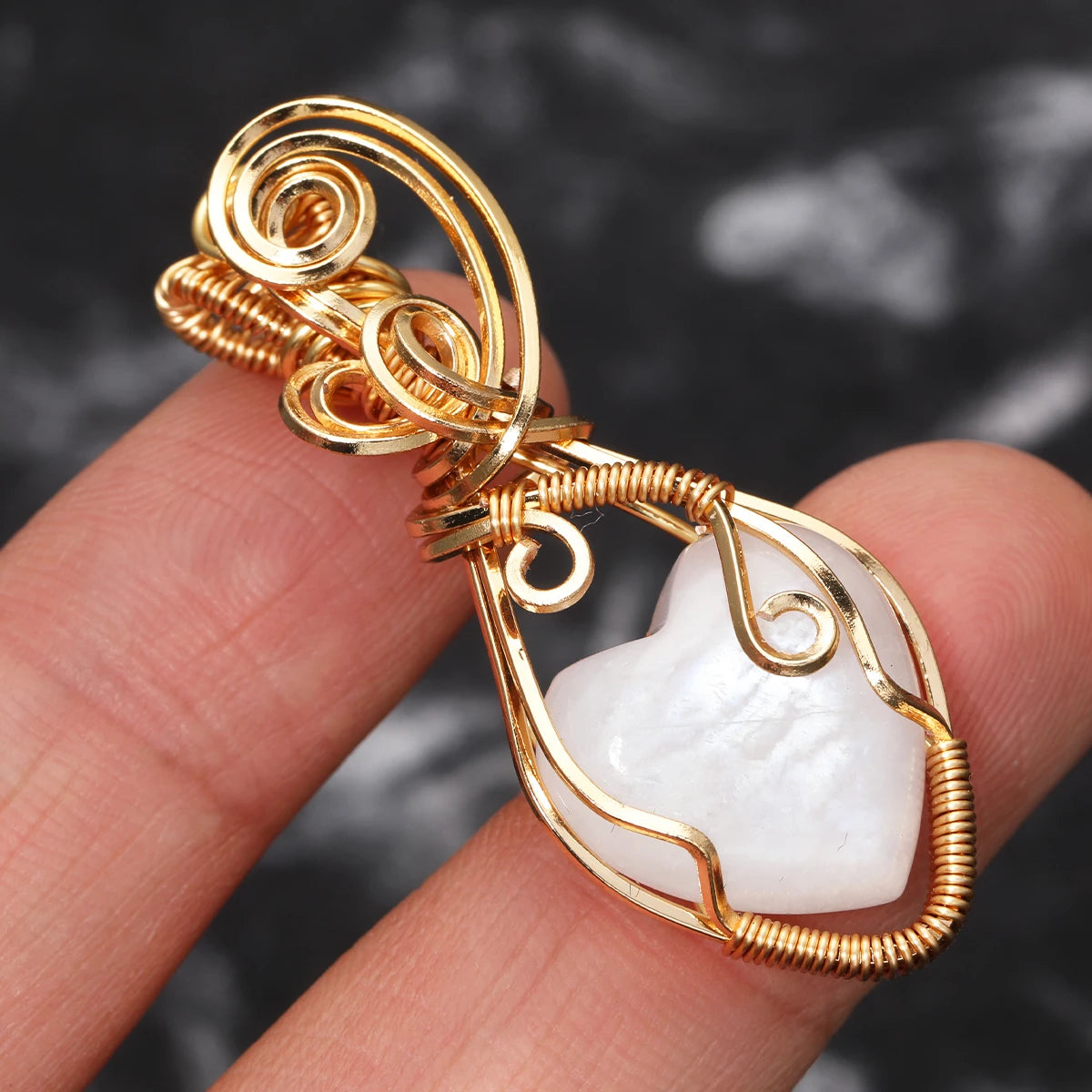 Collier pour femme en labradorite arc-en-ciel.