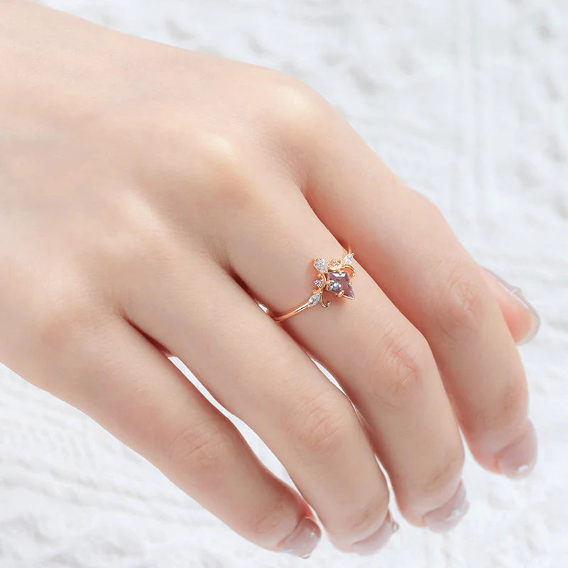 LAMOON bague pour femme en alexandrite.