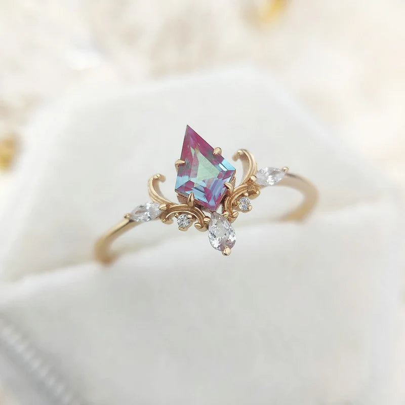 LAMOON bague pour femme en alexandrite.