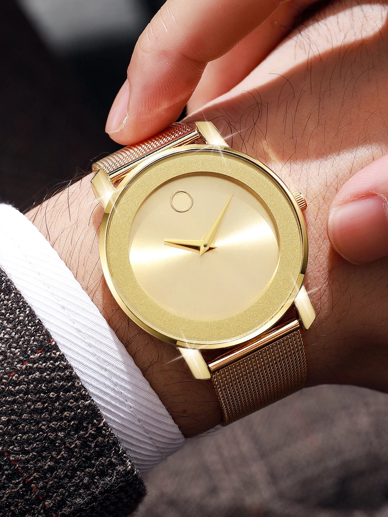 Montre LUXURY pour femme.