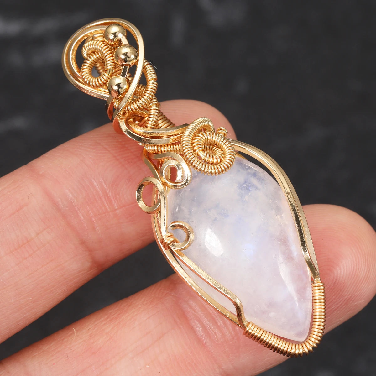 Collier pour femme en labradorite arc-en-ciel.