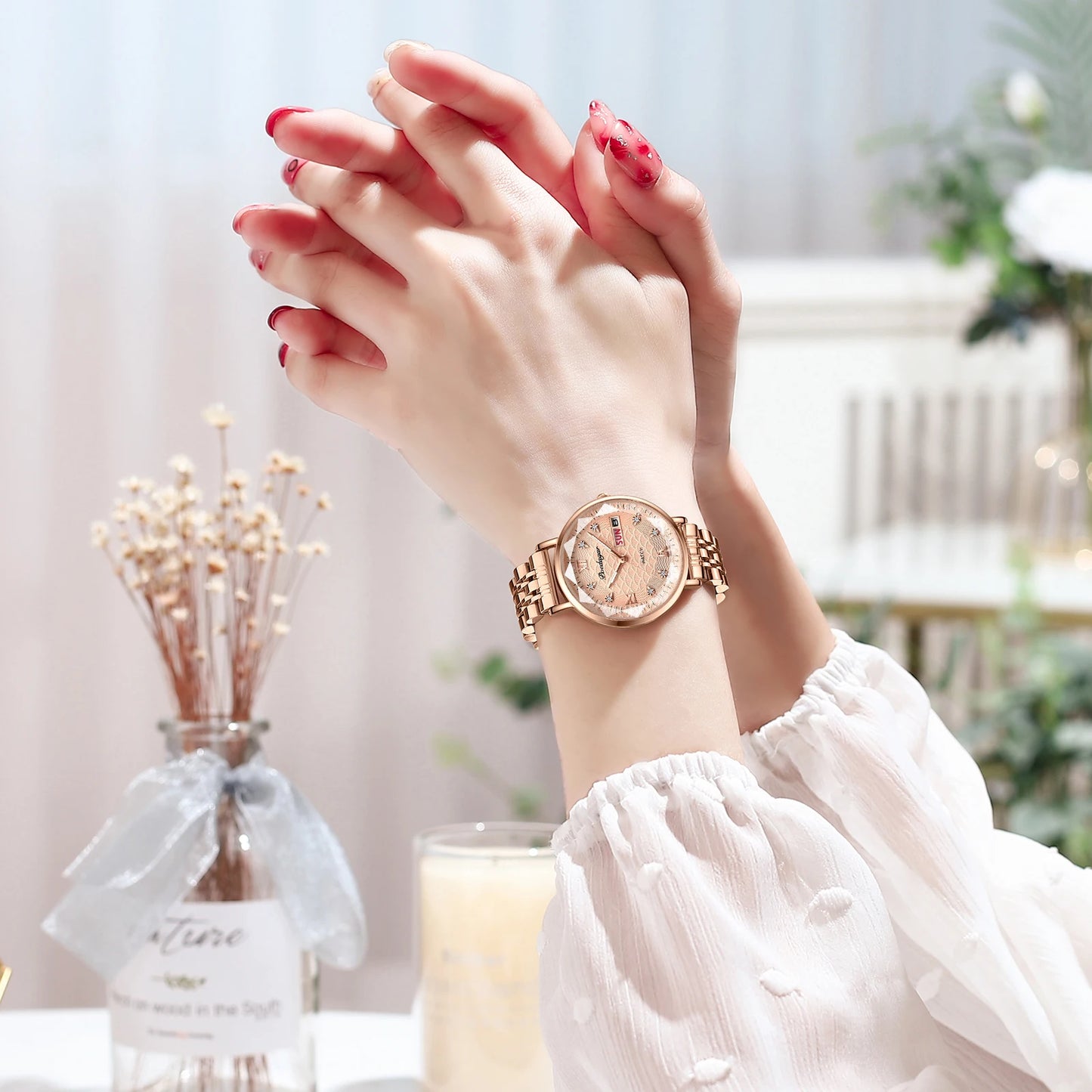 Montre POEDAGAR pour femme.