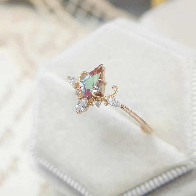 LAMOON bague pour femme en alexandrite.